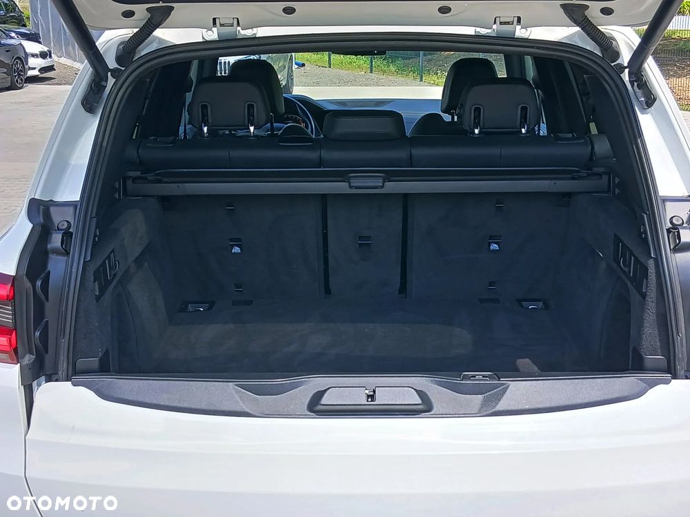BMW X5 xDrive25d - 14