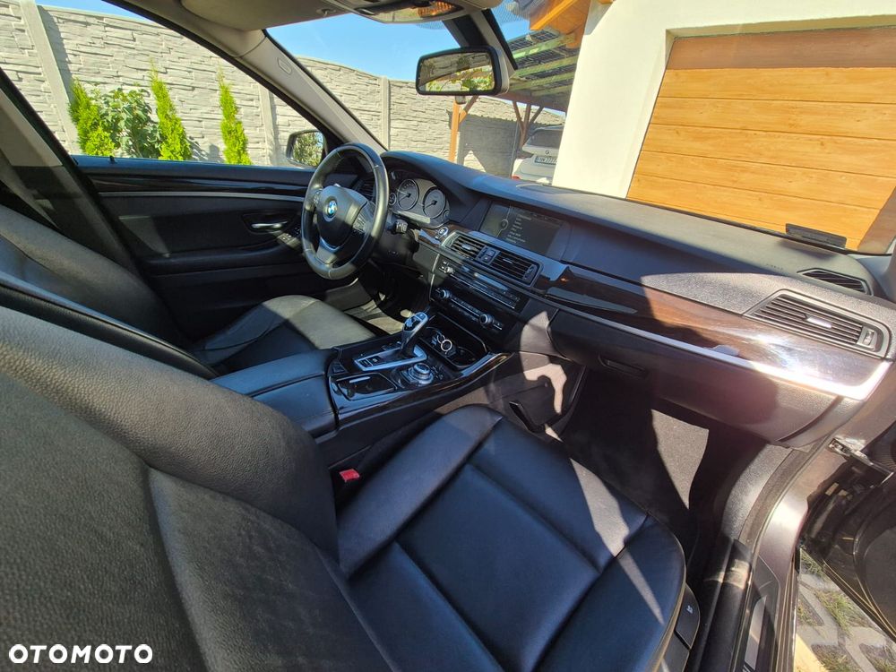 BMW Seria 5 520d - 7