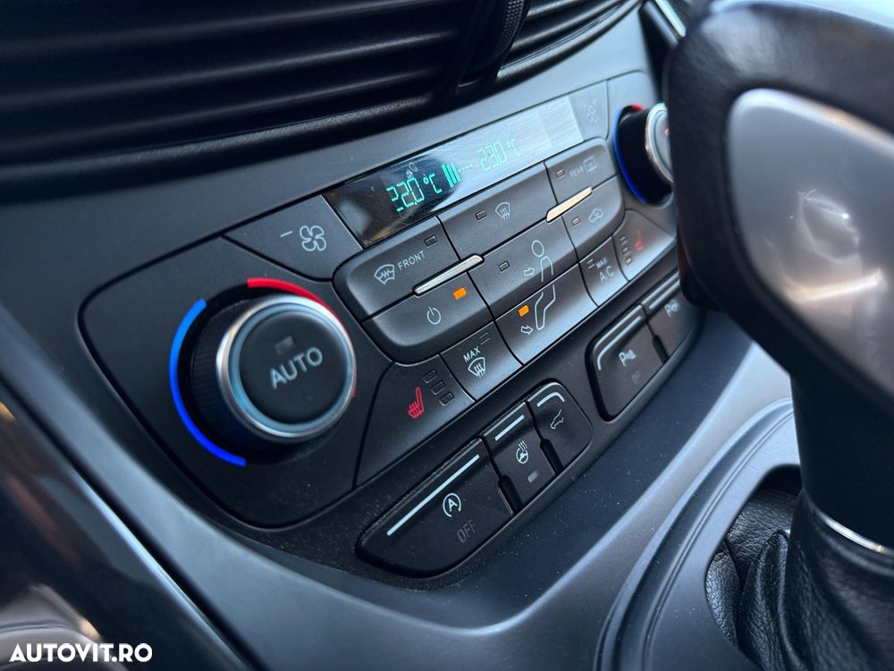 Ford Kuga 2.0 TDCi 4x4 Aut. Titanium - 12