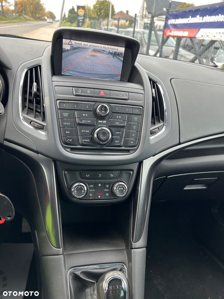 Opel Zafira - 8