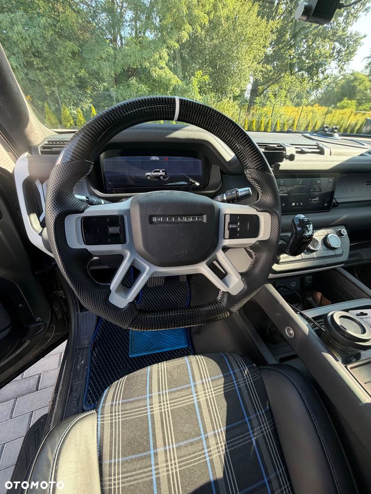 Land Rover Defender 3.0 D250 mHEV SE - 11
