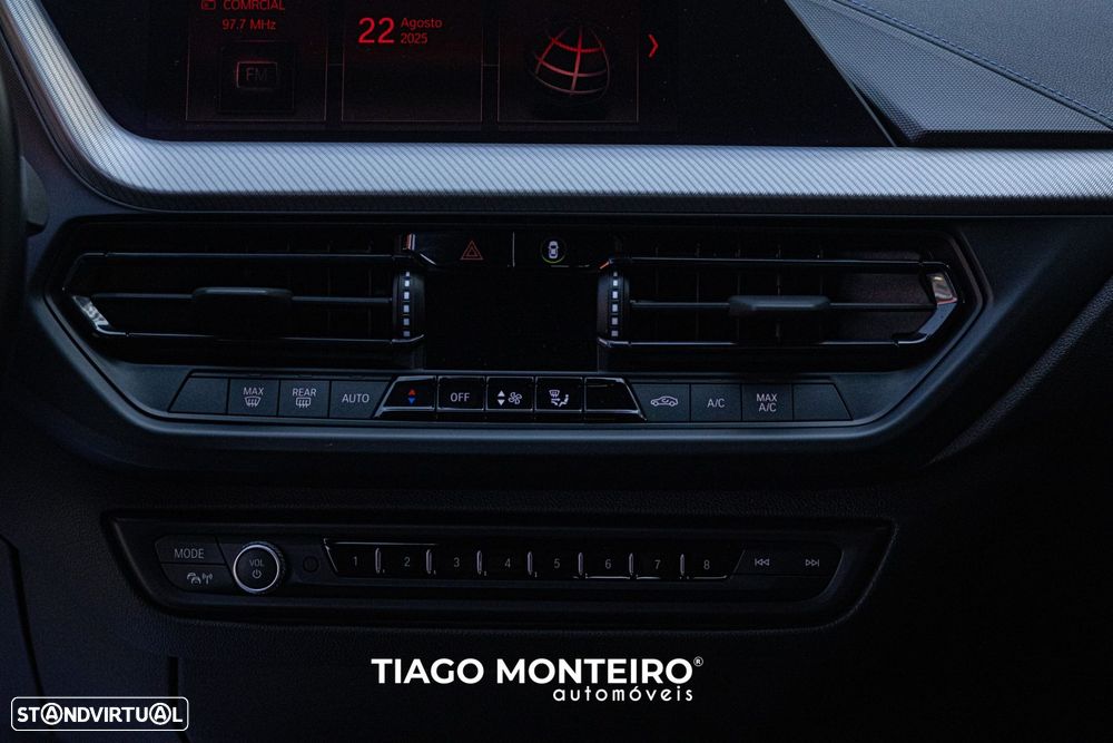 BMW 116 d Pack Desportivo M - 44