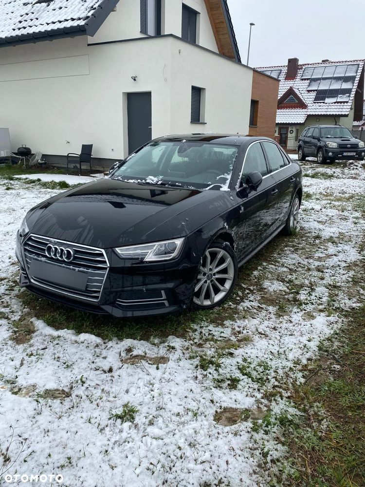 Audi A4 Limousine - 3