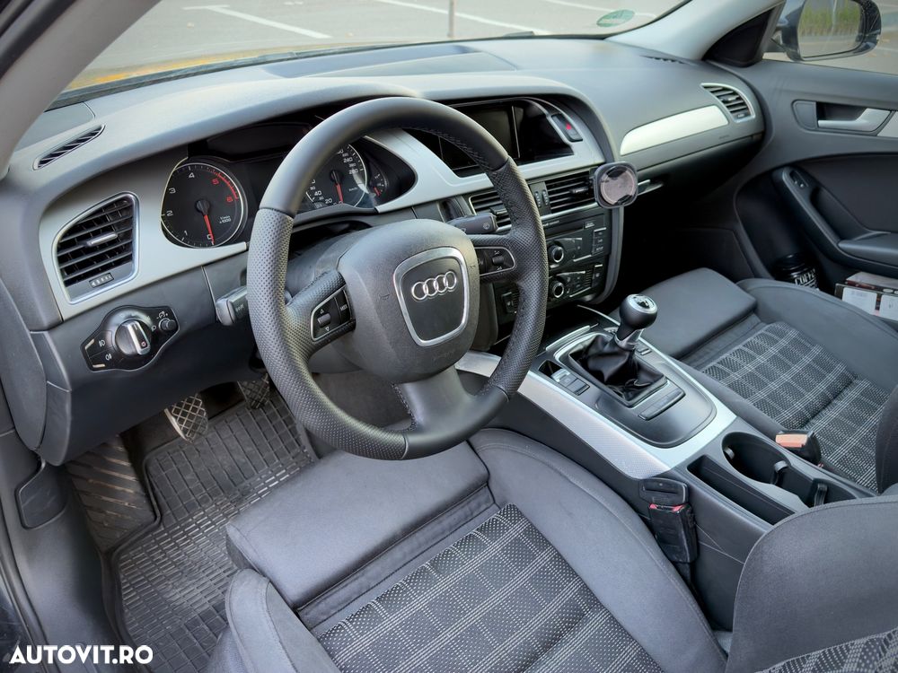 Audi A4 Limuzina - 5