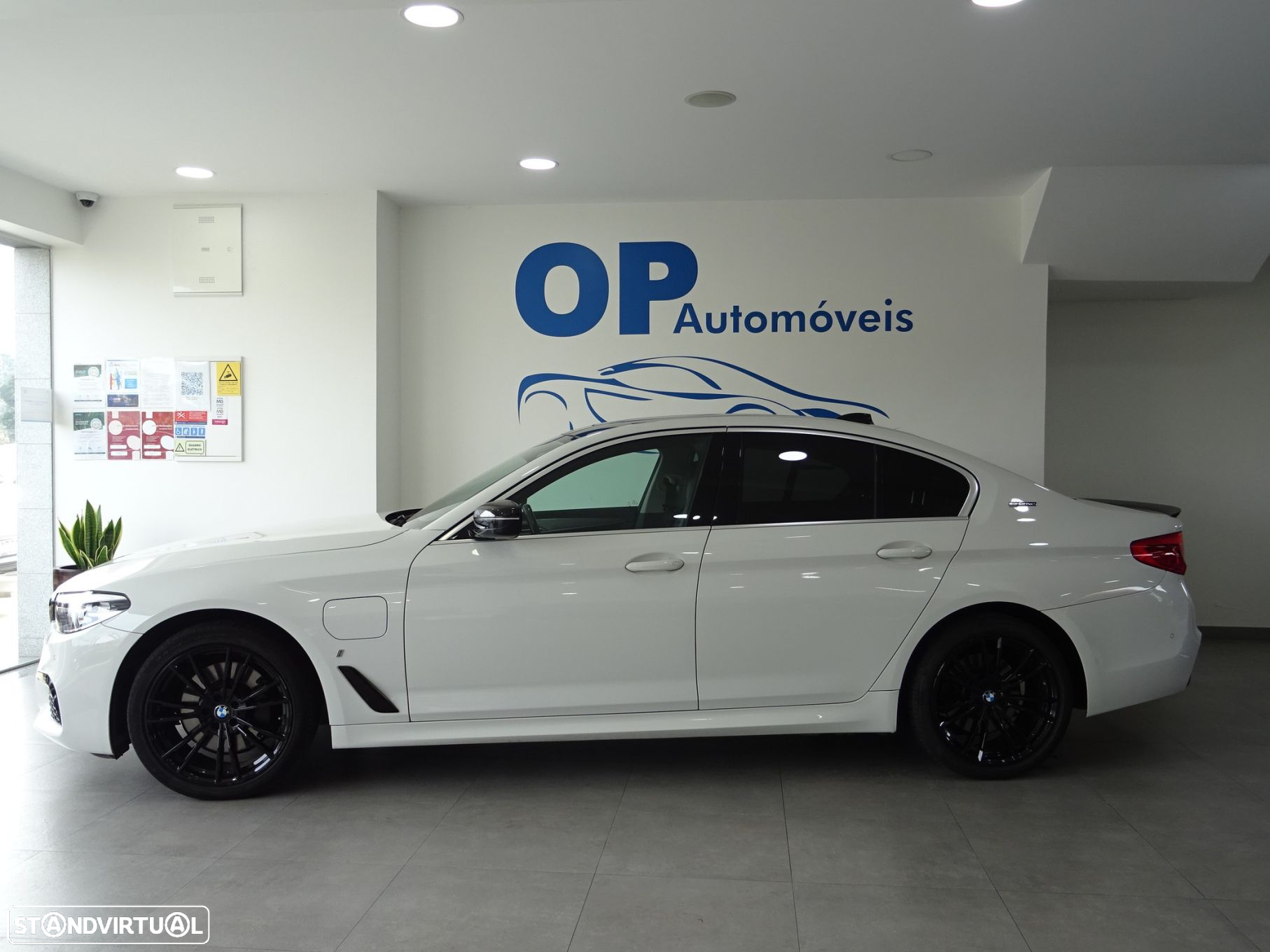 BMW 530 e iPerformance Pack M - 3