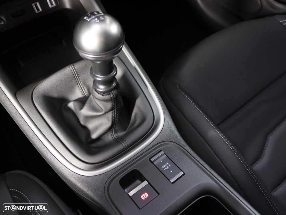 Jeep Avenger 1.2 GSE T3 Longitude - 26