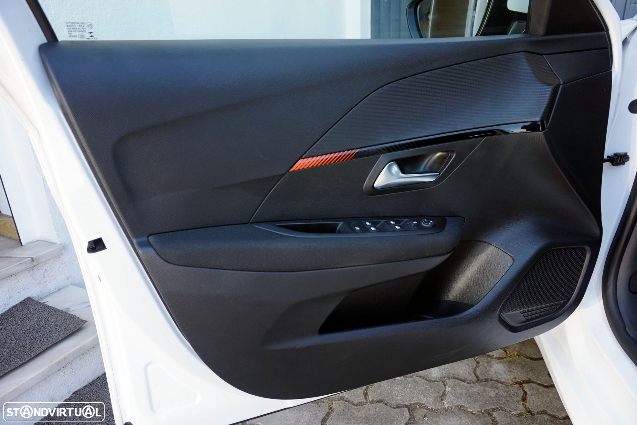Peugeot 208 1.2 PureTech Active - 6
