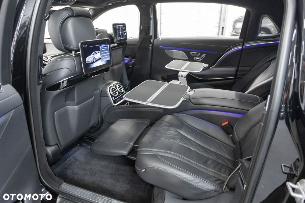 Mercedes-Benz Klasa S 560 4-Matic L 9G-TRONIC - 22