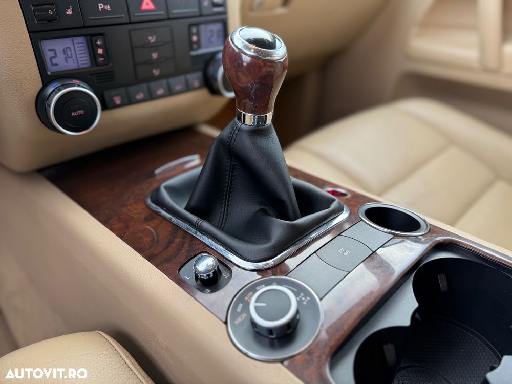 Volkswagen Touareg 2.5 TDI R5 - 9