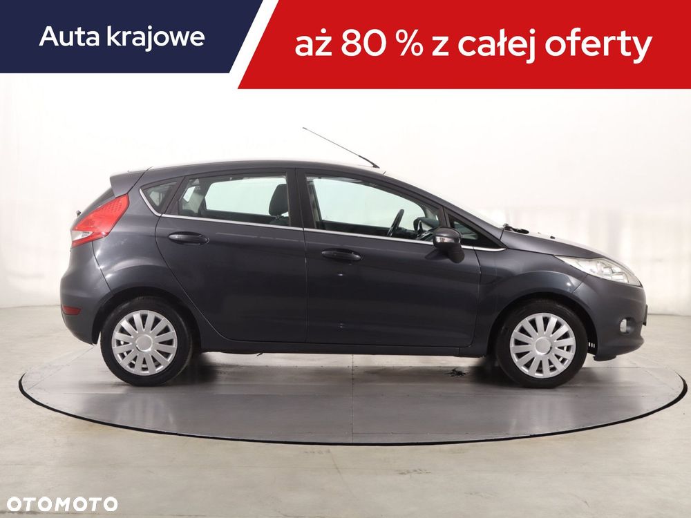 Ford Fiesta - 8