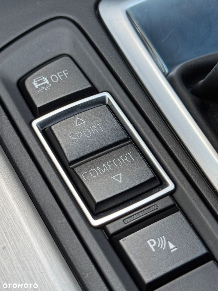BMW X5 xDrive25d - 16