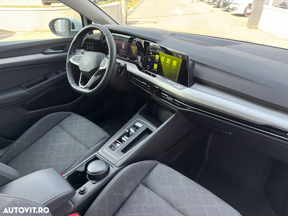 Volkswagen Golf 1.5 eTSI DSG MHEV Life - 14