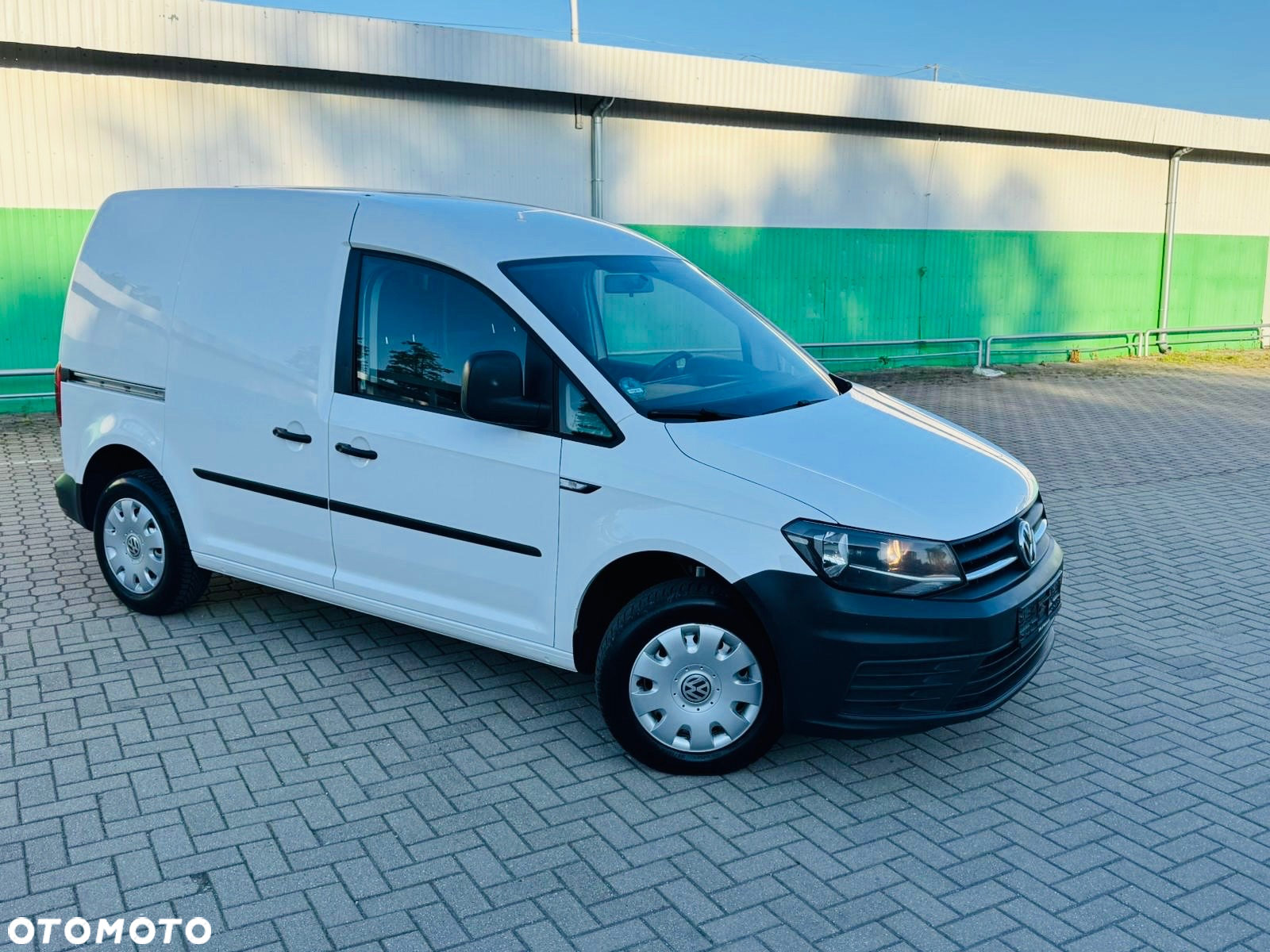 Volkswagen Caddy - 4