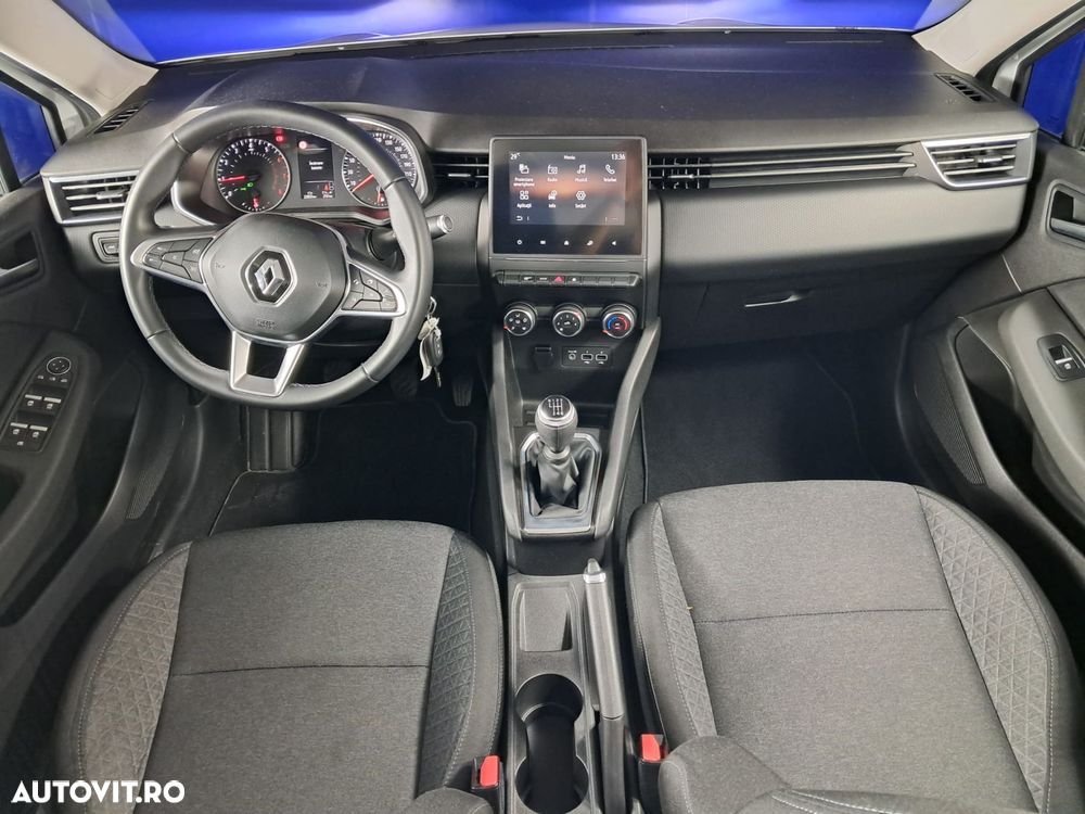 Renault Clio - 12