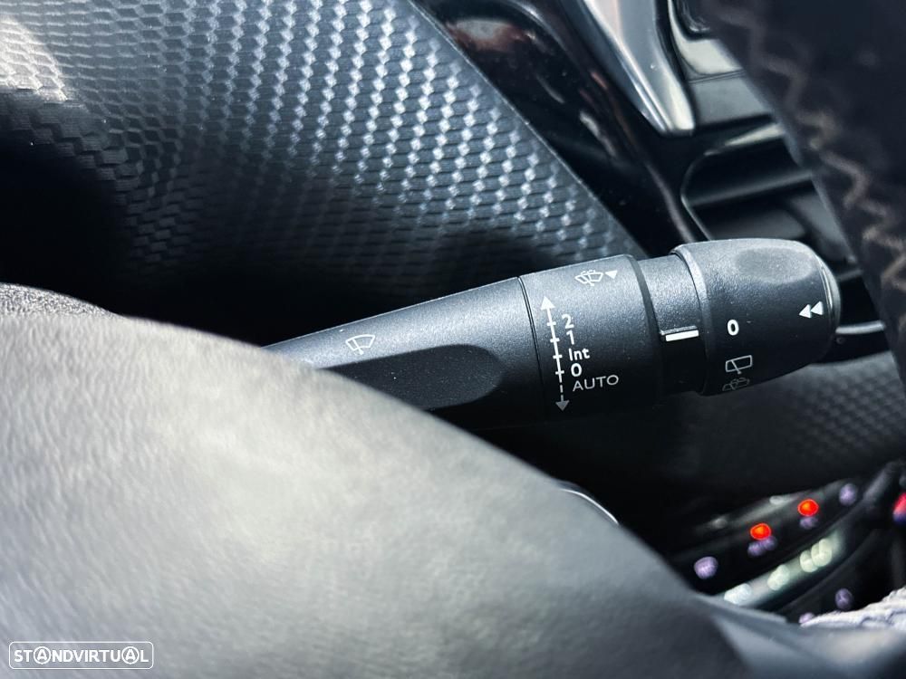 Peugeot 2008 1.2 PureTech GT Line - 43