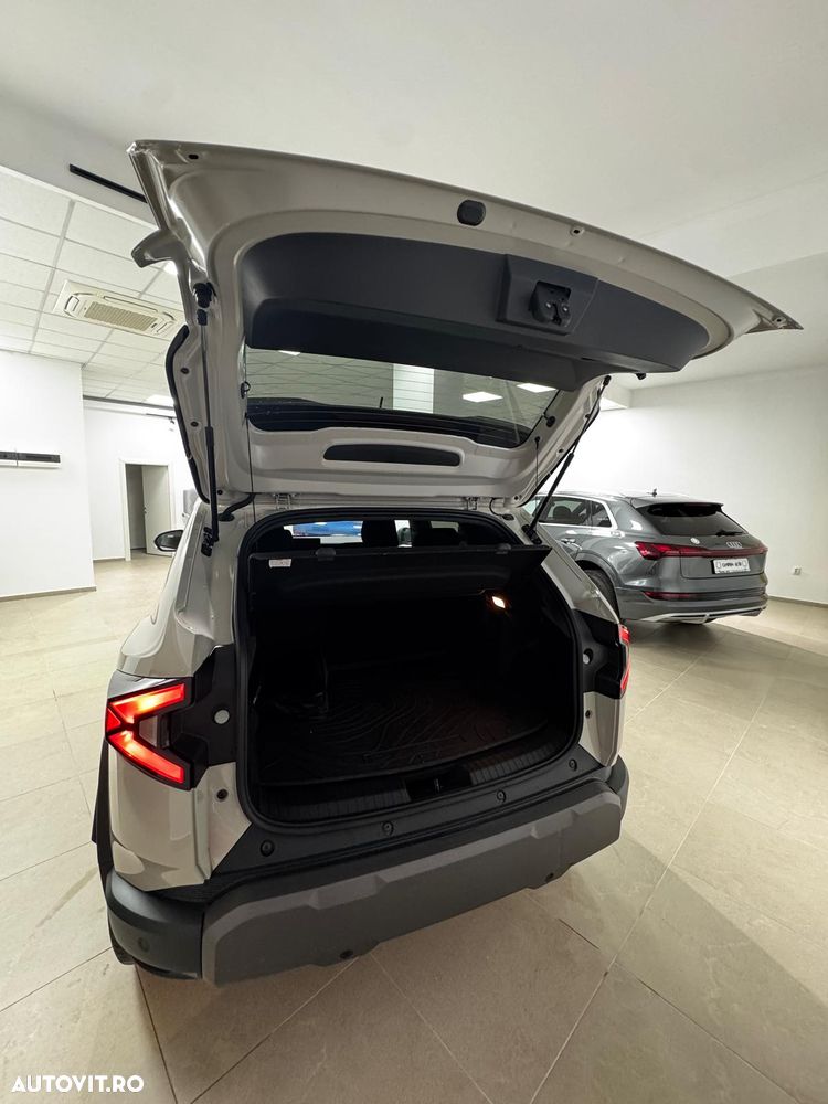 Dacia Duster HEV 140 Journey - 12
