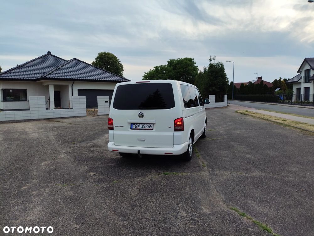 Volkswagen Multivan - 20