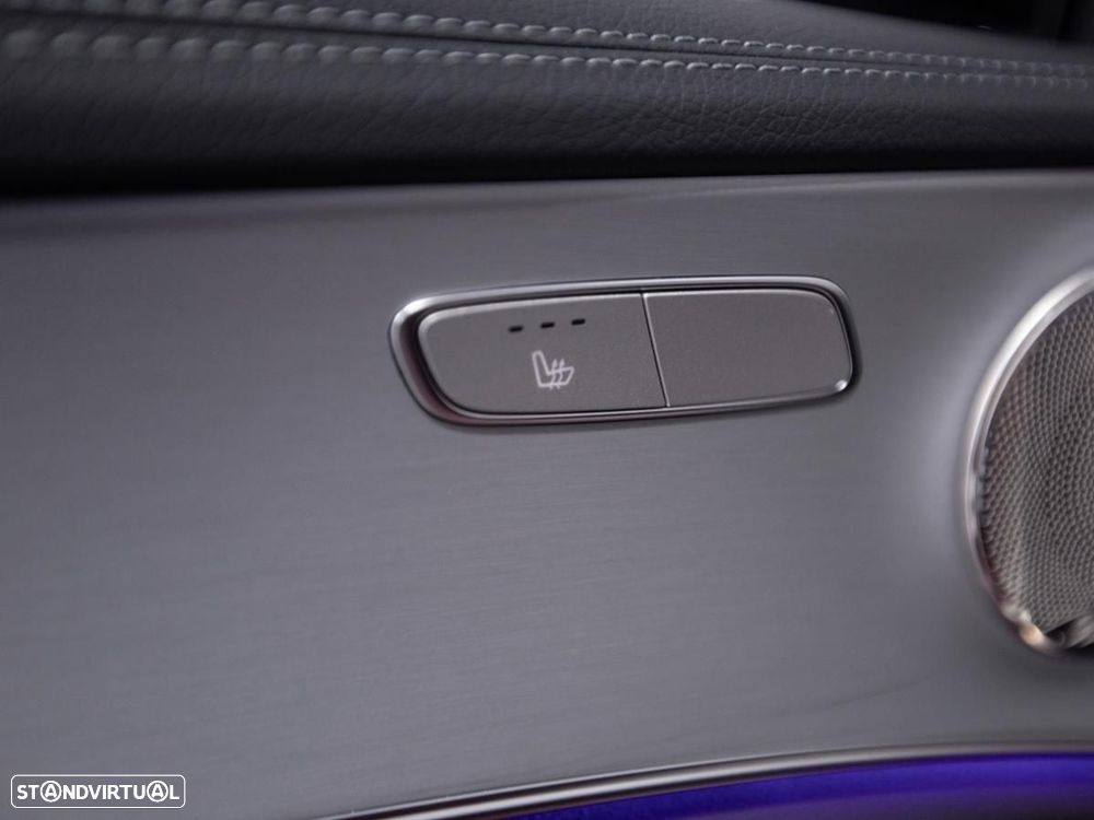 Mercedes-Benz E 300 de 4Matic 9G-TRONIC AMG Line - 19