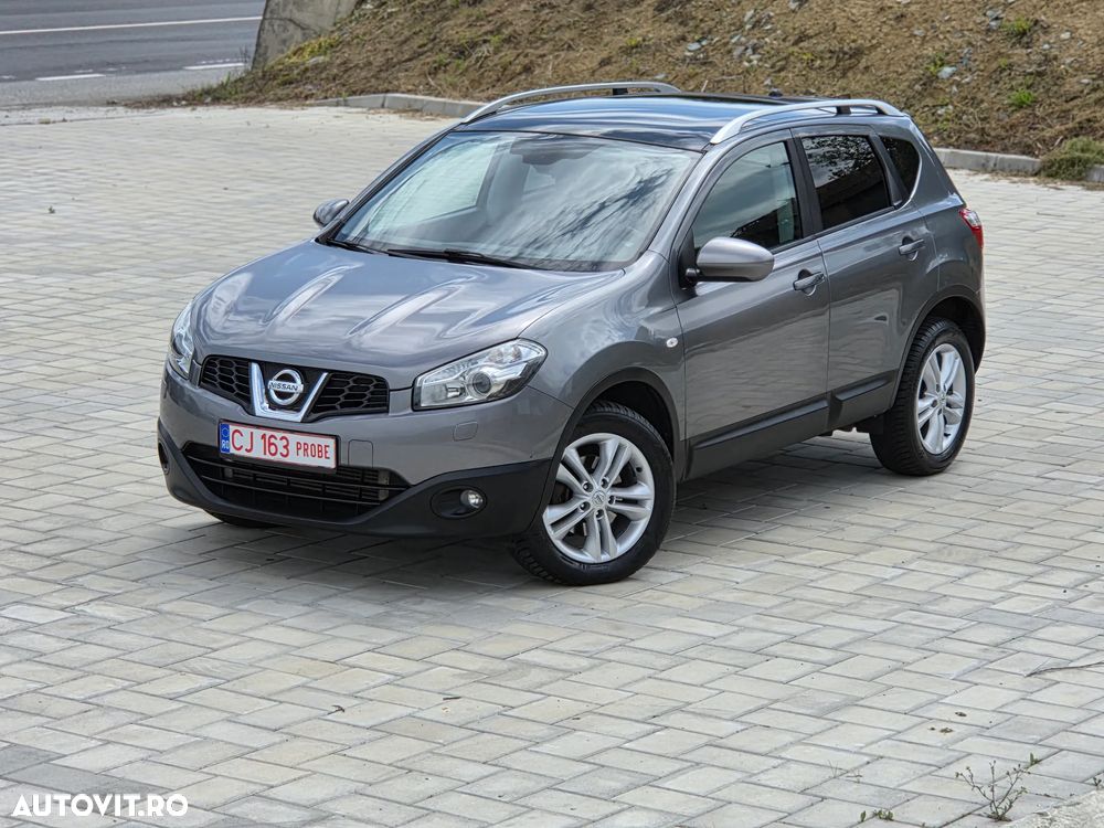 Nissan Qashqai 2.0 DCI 4 x 4 DPF Aut tekna - 8