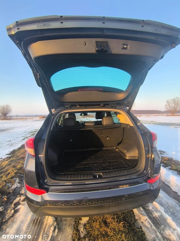 Hyundai Tucson 1.7 CRDI BlueDrive Premium 2WD DCT - 4