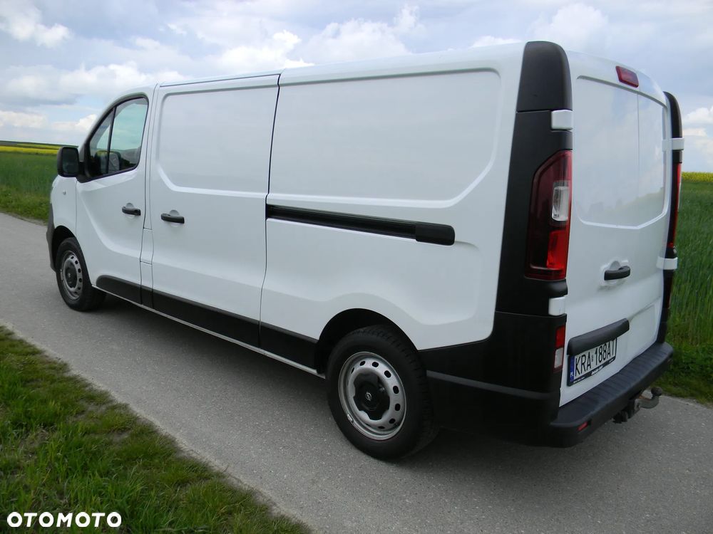 Opel Vivaro - 13