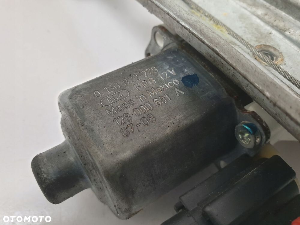 Jeep Compass PRAWY PODNOSNIK SZYBY Mechanizm tyl - 7