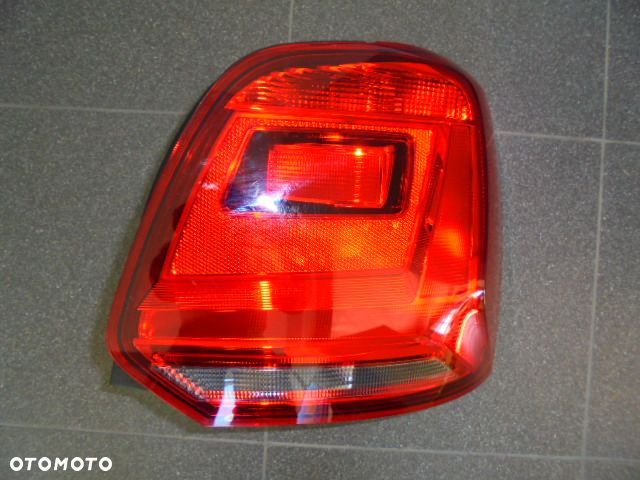 LAMPA TYŁ VW POLO 2014- 6C0 PRAWA ORYGINAŁ - 1