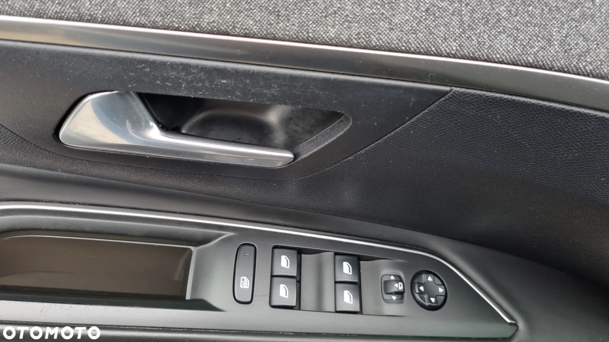 Peugeot 3008 HDi FAP 115 Allure - 19