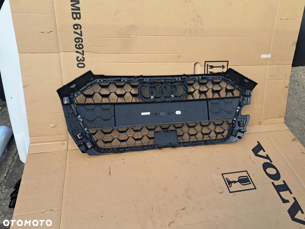 Grill Atrapa Chłodnicy Audi A1 A-1 II GB S-Line 82A853651B/C 82A853563B/C 82A853651B 82A853563B - 7