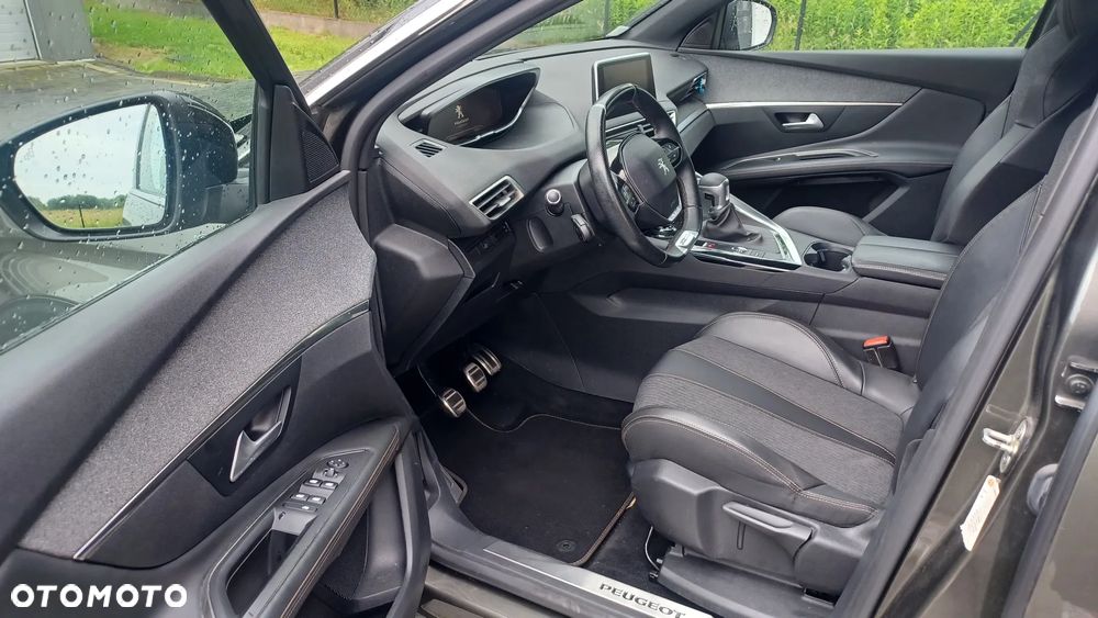 Peugeot 3008 1.5 BlueHDi Allure S&S - 10