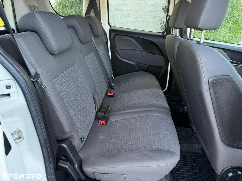 Fiat Doblo 1.4 T-Jet 16V Dynamic - 11