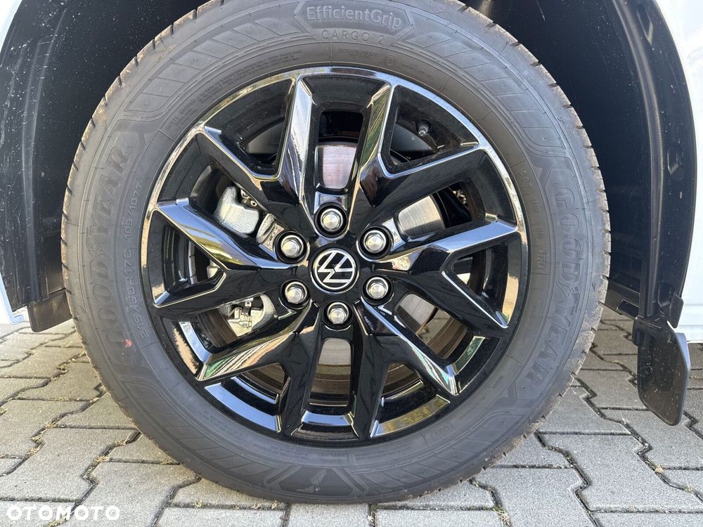 Volkswagen Transporter Furgon 2.0 TDI 150 KM 8-automat - 19