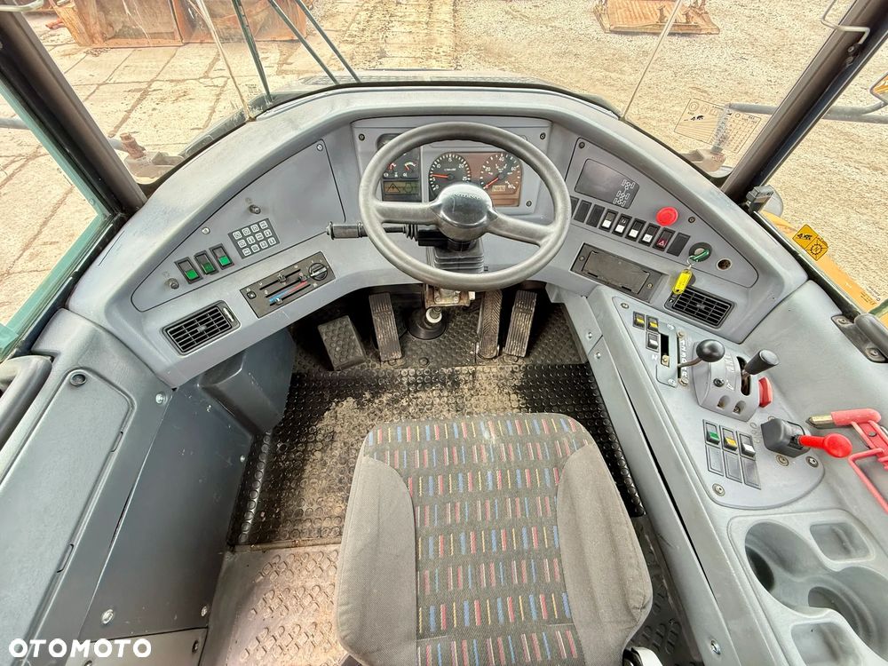 Volvo wozidło przegubowe A35D - 12
