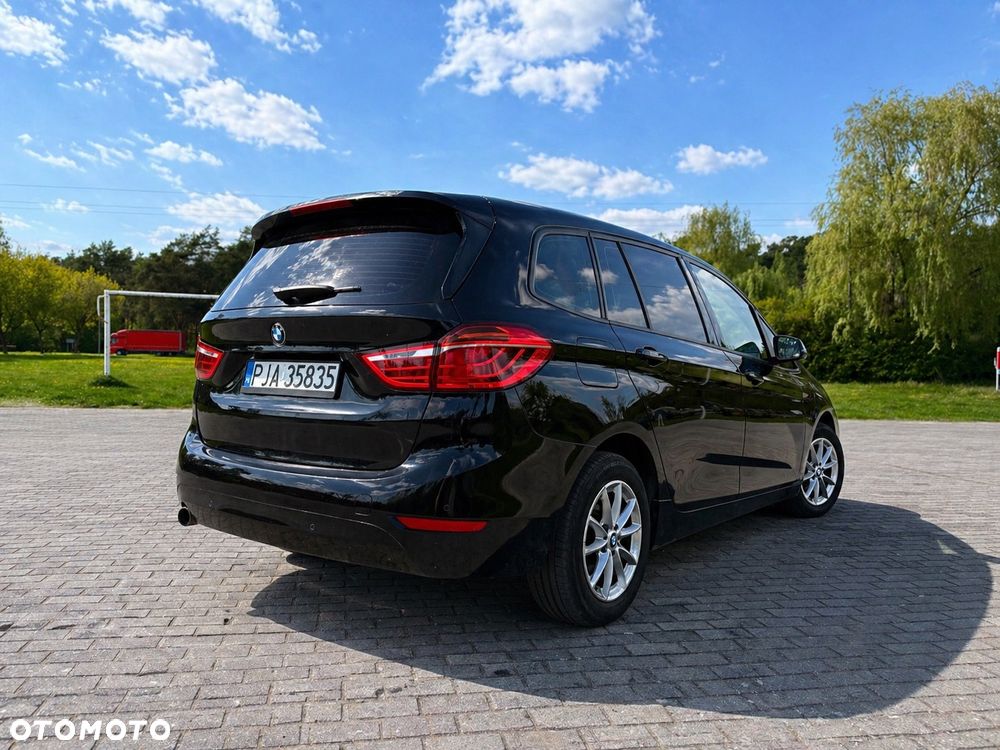 BMW Seria 2 218d Sport-Aut - 3