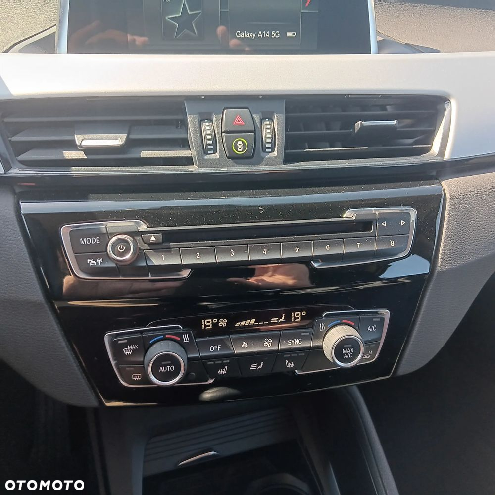 BMW X1 - 10