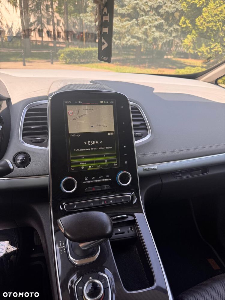 Renault Espace 2015 photo 4