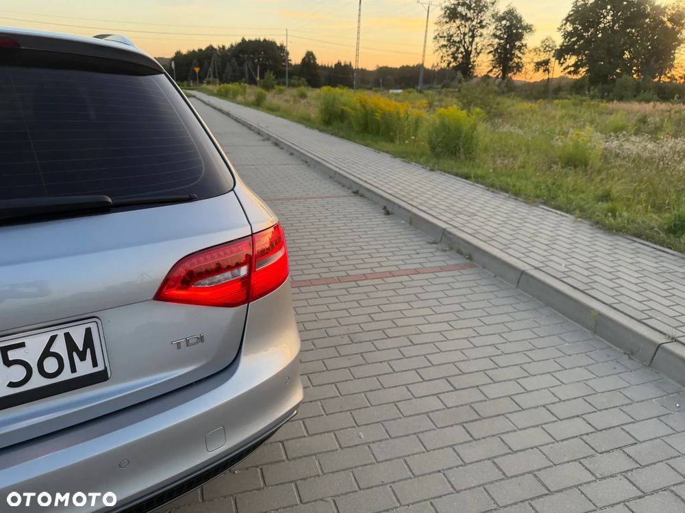 Audi A4 Avant 2.0 TDI Sport S tronic - 23