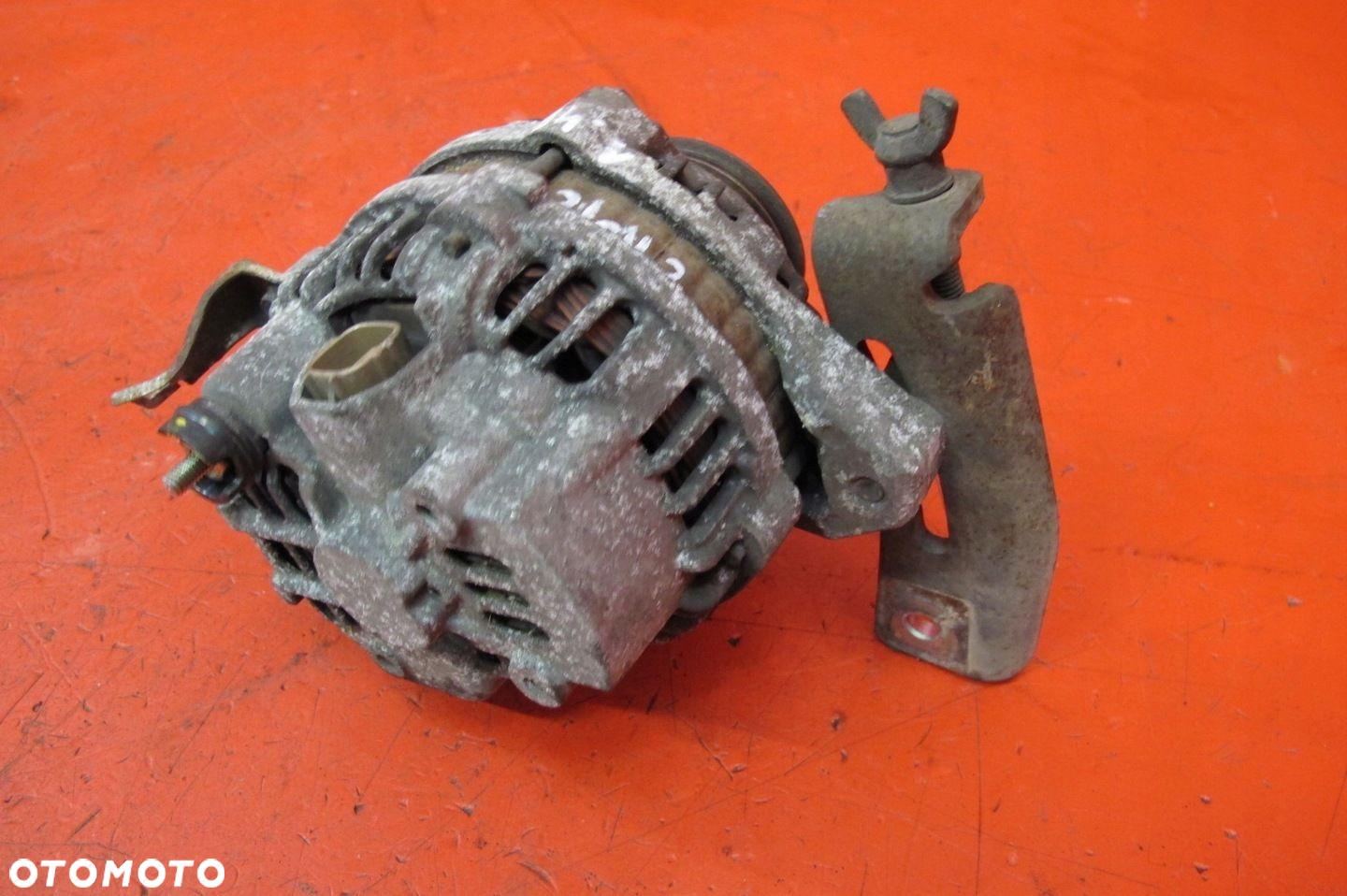 HONDA CIVIC 7 VII EU7 LIFT 1.4 iS D14Z6 ALTERNATOR AHGA50 - 2