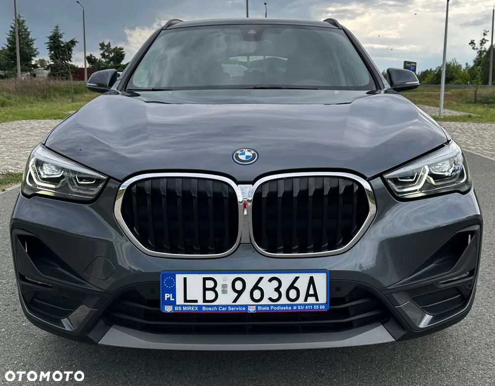 BMW X1 xDrive25e Sport Line - 3