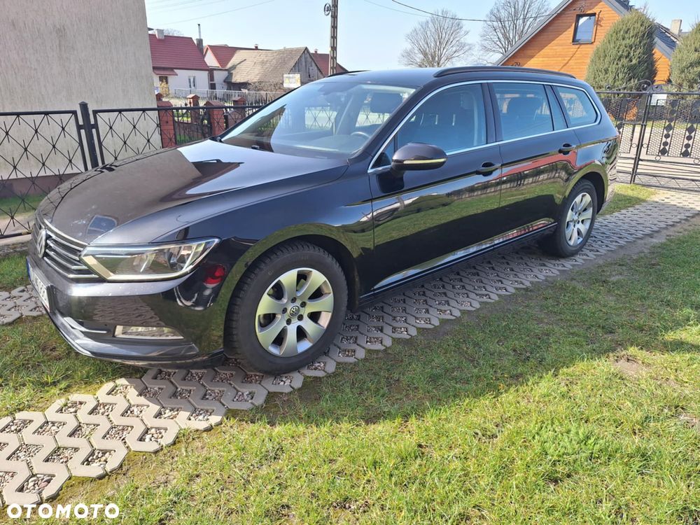 Volkswagen Passat - 2