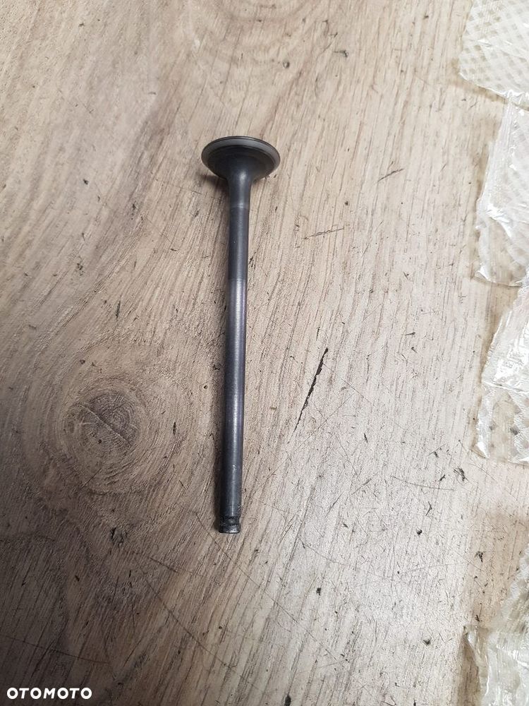 Zawór wydechowy Suzuki GSX 600F 92-97  12912-19E00 - 5