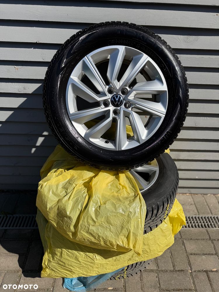 Volkswagen T-Cross - 39