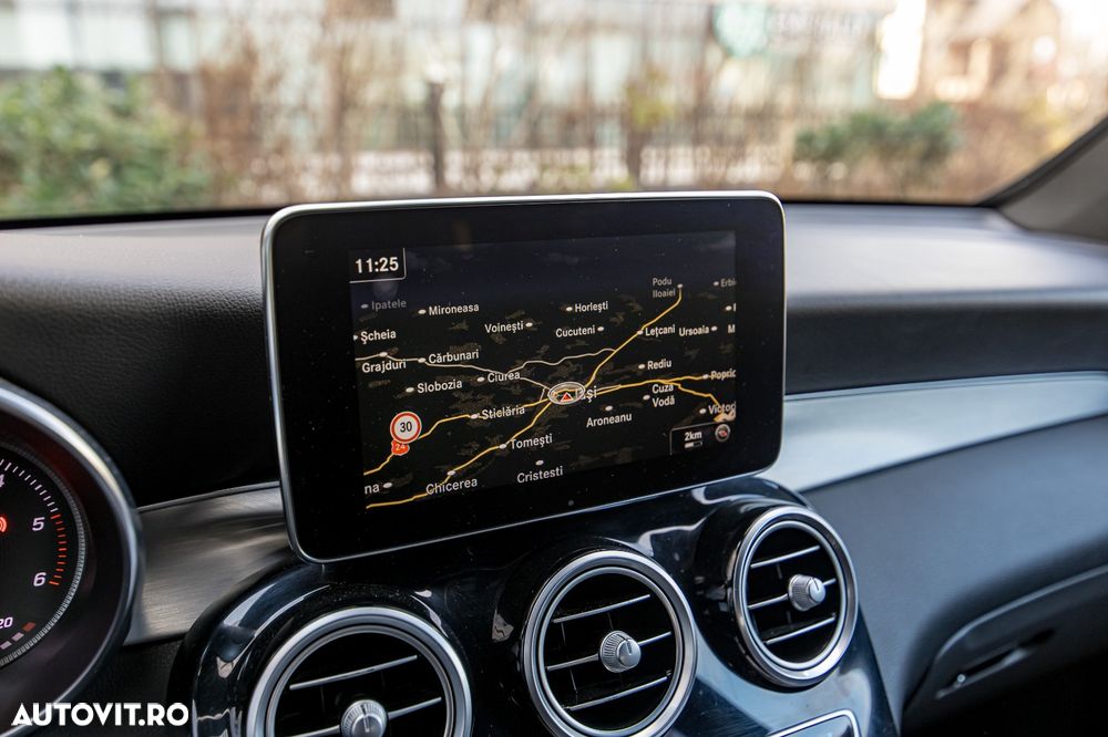 Mercedes-Benz GLC 250 d 4MATIC - 24