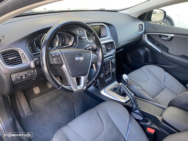 Volvo V40 Cross Country 1.6 D2 Summum - 7