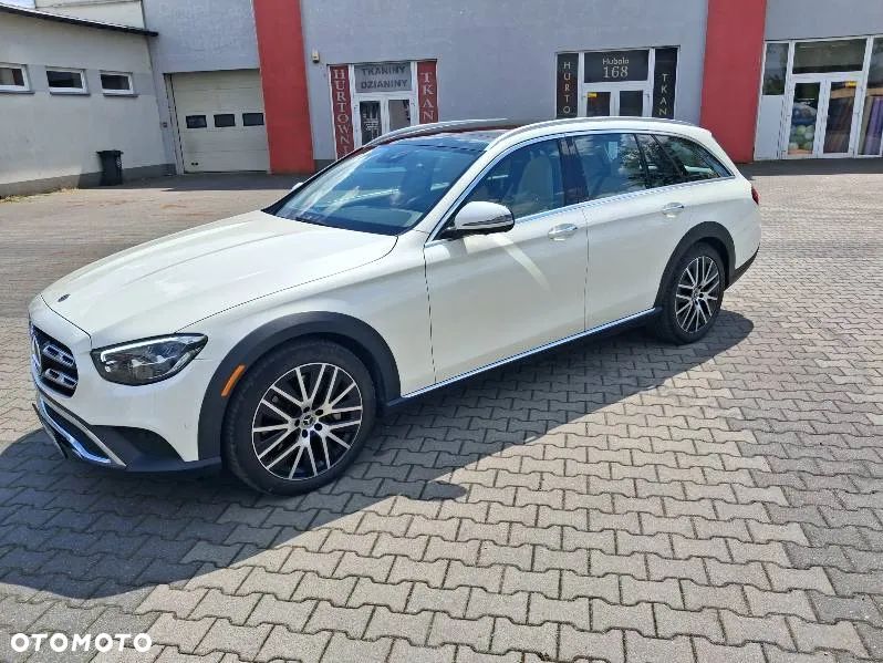 Mercedes-Benz Klasa E 450 4-Matic All-Terrain Exclusive - 11
