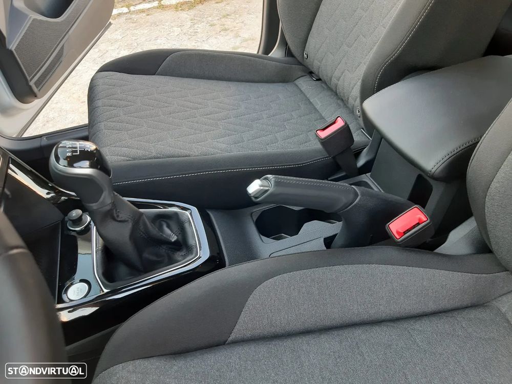 VW T-Cross - 15