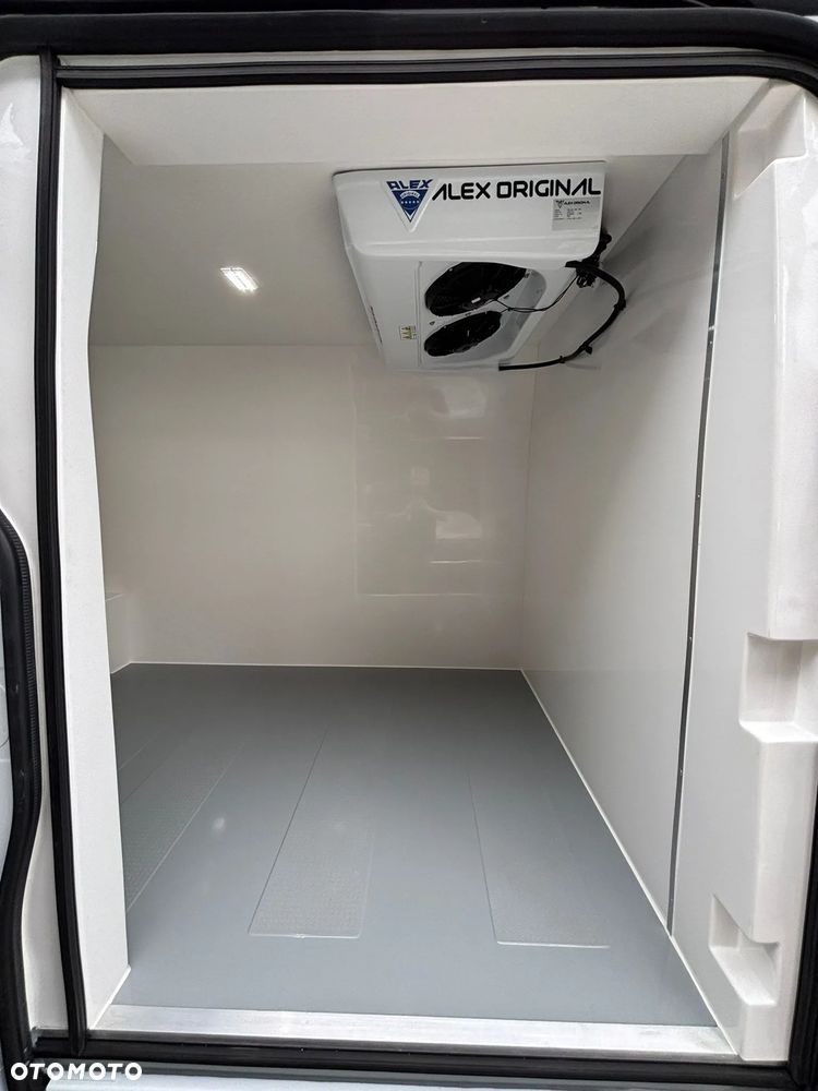 Renault Master L3H2 Furgon Izoterma - 8