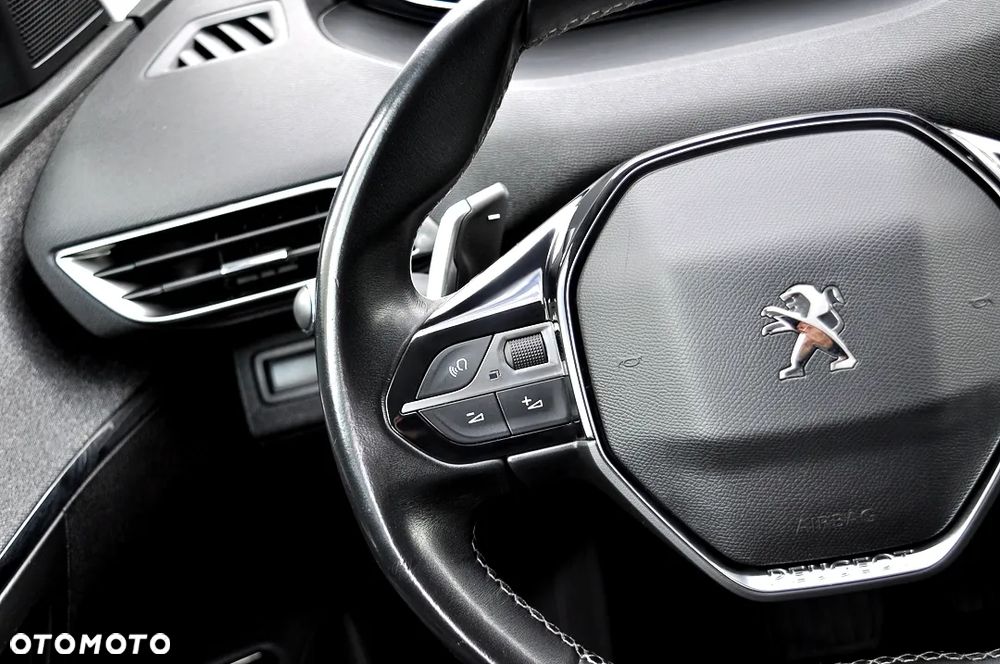 Peugeot 5008 1.5 BlueHDi Allure S&S EAT8 - 36