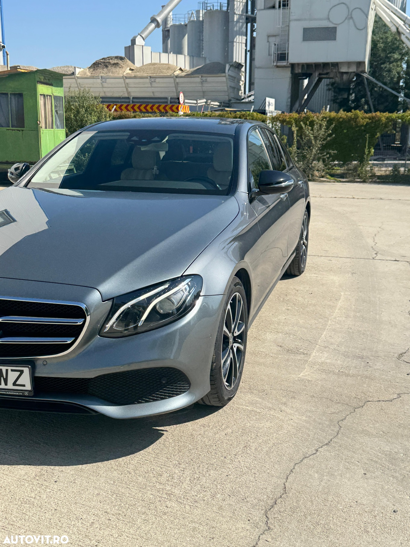 Mercedes-Benz E 220 d 4MATIC Aut. - 22