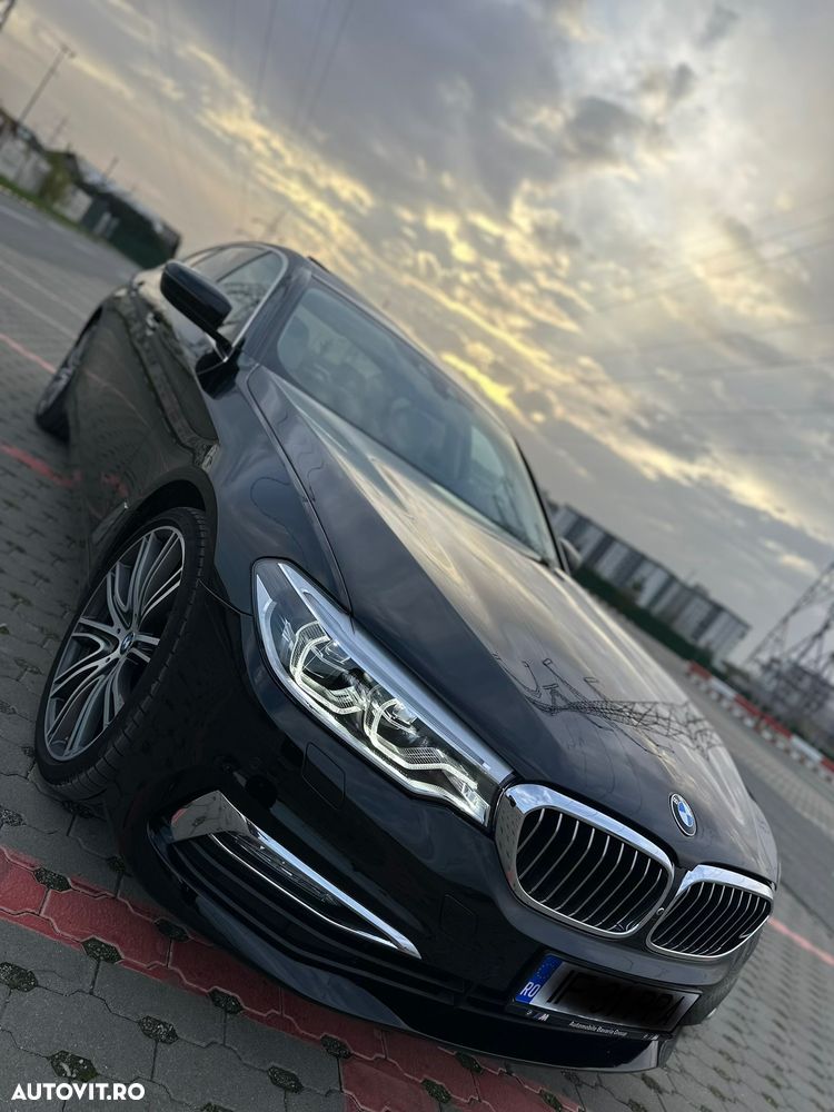 BMW Seria 5 530d xDrive AT - 13